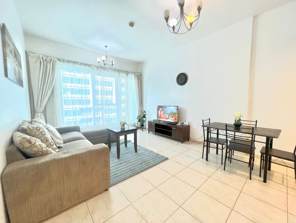 1 Bedroom Skycourt Tower F