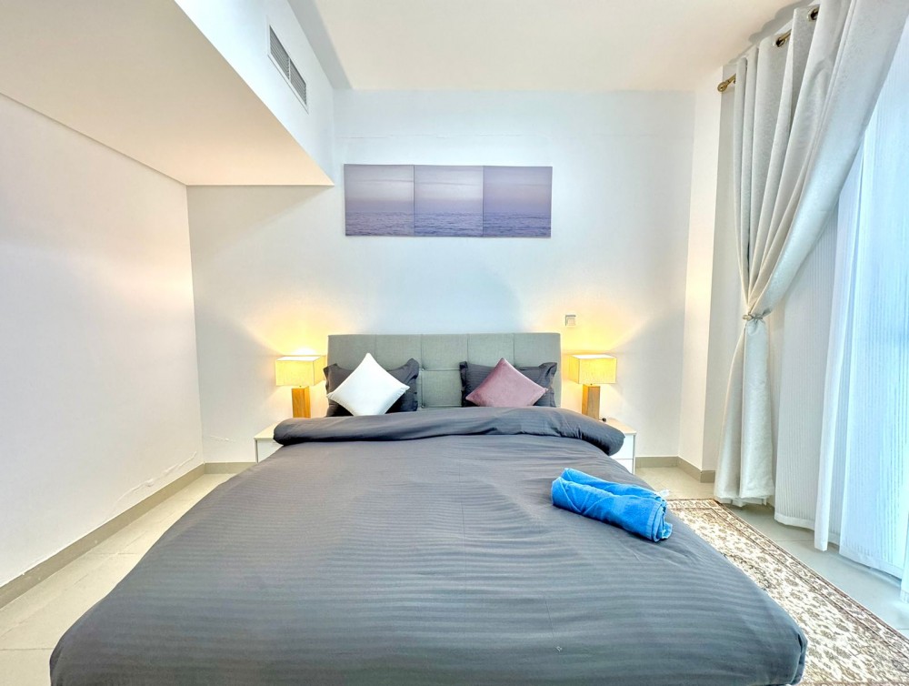 The Pulse One Bedroom